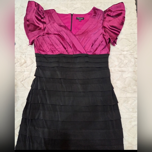 Signature by Sangria Dresses & Skirts - Elegant Pink and Black Women's Signature By Sangria Dress -Size 16 Stunning Chic